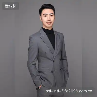 祁露语